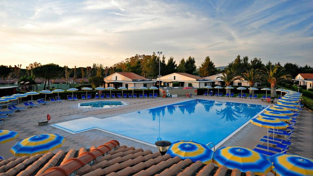 Villaggio Turistico La Cecinella Марина ди Чечина Екстериор снимка