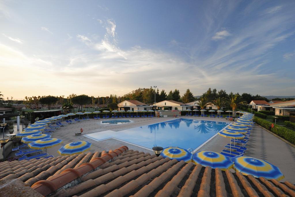 Villaggio Turistico La Cecinella Марина ди Чечина Екстериор снимка