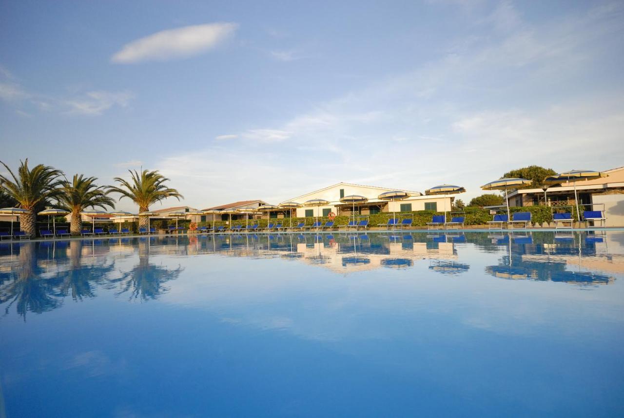 Villaggio Turistico La Cecinella Марина ди Чечина Екстериор снимка