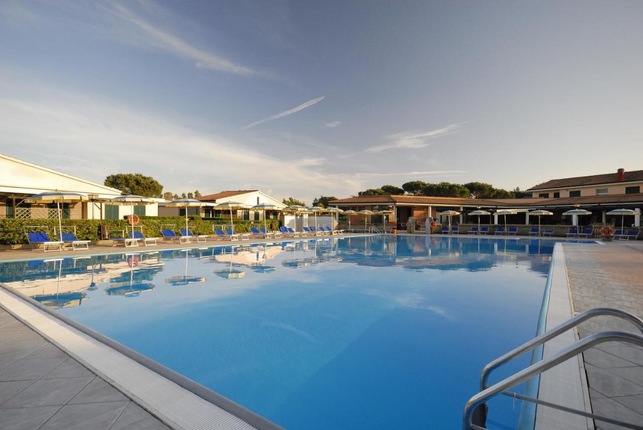 Villaggio Turistico La Cecinella Марина ди Чечина Екстериор снимка