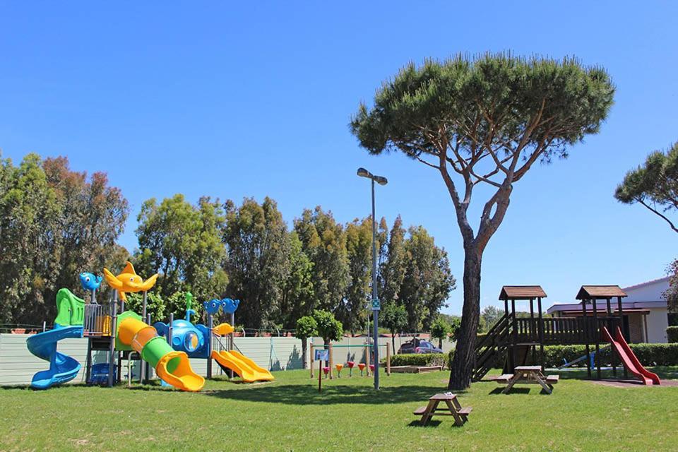 Villaggio Turistico La Cecinella Марина ди Чечина Екстериор снимка