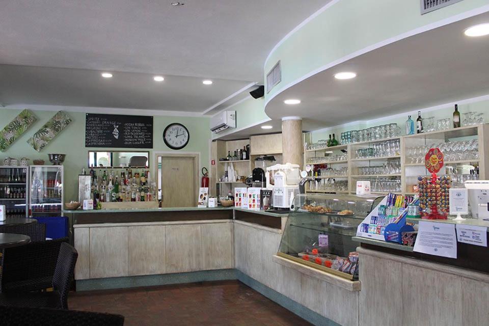 Villaggio Turistico La Cecinella Марина ди Чечина Екстериор снимка